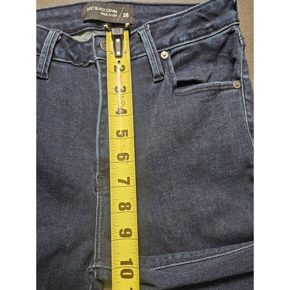 Women's Size 28 Just Black Denim Jeans Made In USA Mid Rise Skinny Stretch - Picture 6 of 8